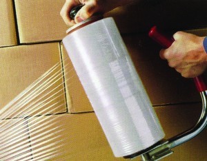 استفاده از فیلم استرچ دستی در بسته بندي